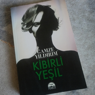 Gamze Yıldırım Kibirli Yeşil Kitap