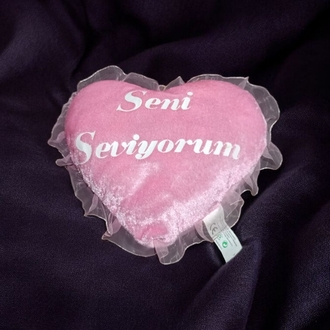 Pembe Kalp Peluş Yastık