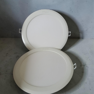 3 Adet Philips Essential 15W Led Spot