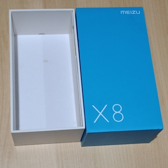 Mavi Meizu X8 Kutusu