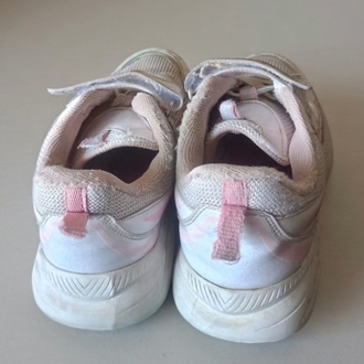 Pembe ve Beyaz Renk Sneaker Ayakkabı