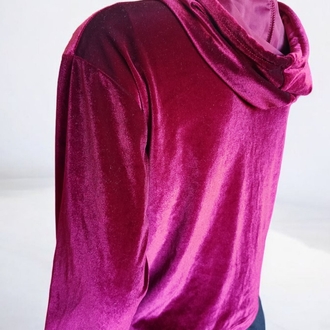 Kapüşonlu Kadife Dokulu Sweatshirt