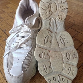 Beyaz Pembe Detaylı Chunky Sneaker