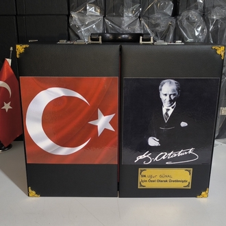 109'ADETLİ TESBİH KOLEKSİYON ÇANTASI TÜRK BAYRAKLI ATATÜRK RESİMLİ ÖZEL İSİMLİ