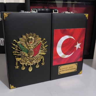 37'ADETLİ OSMANLI TUĞRALI TÜRK BAYRAKLI ÖZEL İSİMLİ TESBİH KOLEKSİYON ÇANTASI 