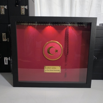 90'ADETLİ TESBİH PANOSU LED IŞIKLI ŞİFRE KİLİTLİ TÜRK BAYRAKLI ÖZEL İSİMLİ