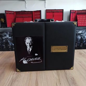 109'ADETLİ ŞİFRE KİLİTLİ ATATÜRK RESİMLİ ÖZEL İSİMLİ TESBİH KOLEKSİYON ÇANTASI