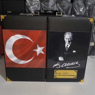109'ADETLİ TESBİH KOLEKSİYON ÇANTASI TÜRK BAYRAKLI ATATÜRK RESİMLİ ÖZEL İSİMLİ