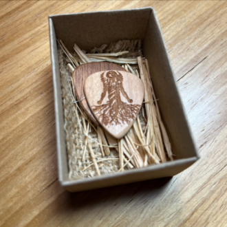 Roots Wooden Pick