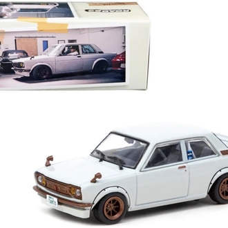 Tarmac Works 1:64 Datsun 510 Tanto by Daniel Wu