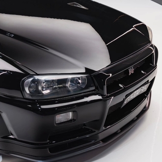 Street Warrior Nissan Skyline R34 GTR V-Spec II Chrome Black