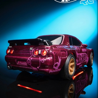 Hot Wheels RC Nissan Skyline R32 Pandem GTR Formula Drift