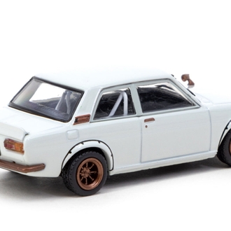 Tarmac Works 1:64 Datsun 510 Tanto by Daniel Wu