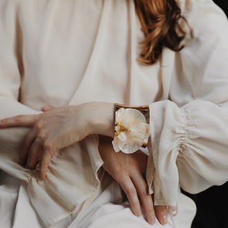 Orkide Wrist Cuff