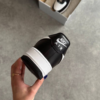 Nike Air Force 1 Panda