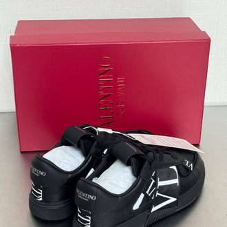 Valentino Black