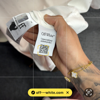 Off-White Premium T-Shirt