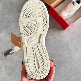 Dunk low disrupt pale ivory