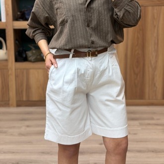 Beli Kemerli Licralı Gabardin Midi Boy Şort - BEYAZ