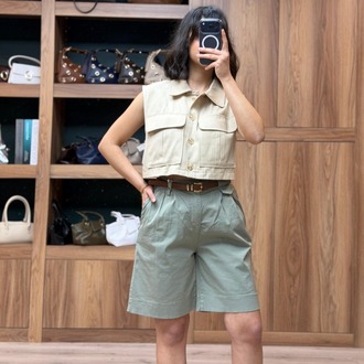 Beli Kemerli Licralı Gabardin Midi Boy Şort - HAKİ