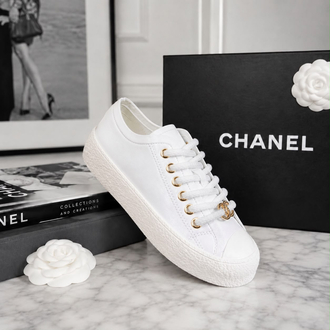Chanel Sneakers White V02