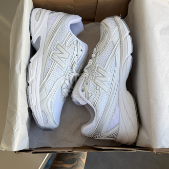 New Balance 740 Silver White (Muadil Tam Kalıptır.)