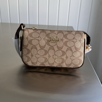 Coach Nolita 19 Signature (22x13)