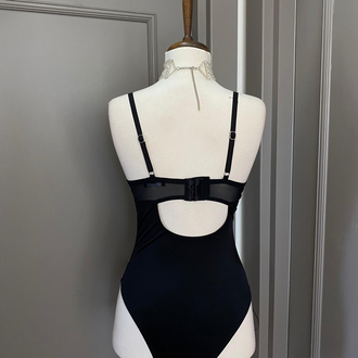 Gece Işıltısı Payet Detaylı Dekolteli Bodysuit