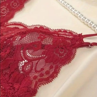 Bordo Dantel Detaylı Yırtmaçlı Uzun Gecelik