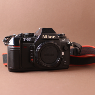 Nikon F-501 body