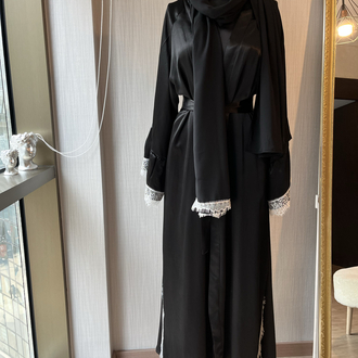 Beyaz Güpür detaylı Abaya ve şal 