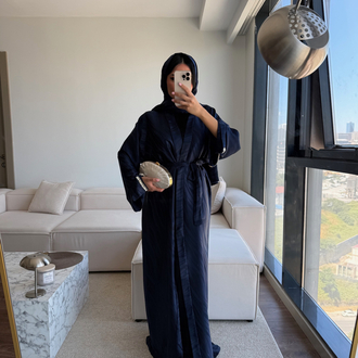 Lacivert jakarlı saten  abaya 