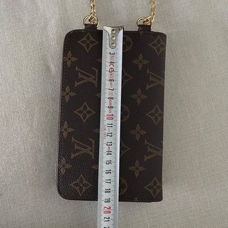 Louis Vuitton Telefon Çantası