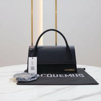 Jacquemus The Long Chiquito