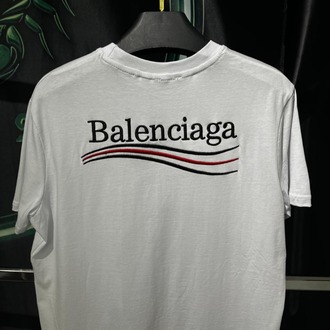 Moncler Beyaz Nakışlı ve Kabartmalı Premium Bisiklet Yaka Tshirt