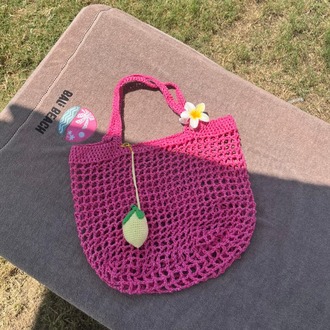 Pembe plaj çantası