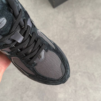 New Balance 2002R "Black Dark Grey”
