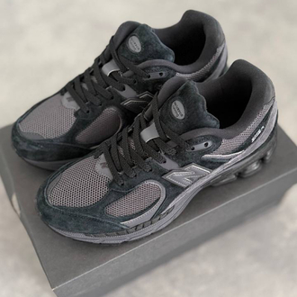 New Balance 2002R "Black Dark Grey”