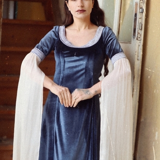 Arwen Kombin