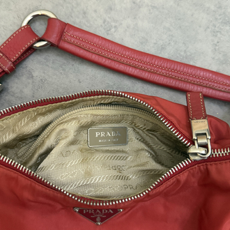 Vintage Prada Red Tessuto Nylon Shoulder Bag Y2K | Vintagebiem