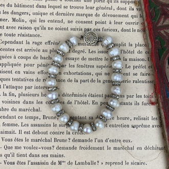 Vintage Barok Formda İnci Bileklik