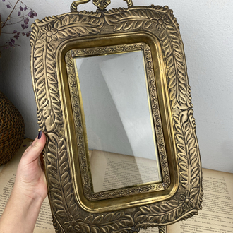 Vintage Fransız Art Nouveau Tarzı Camlı Pirinç Tepsi 