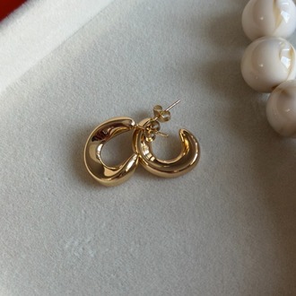 GEOMETRİK GOLD RENK KÜÇÜK KÜPE
