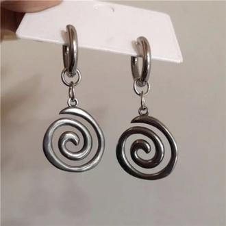 Çelik spiral küpe