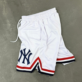 New York Yankees Şort
