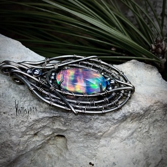 Pink Trap - Aurora Opal Pendant