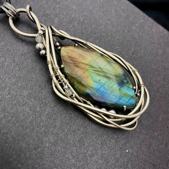 Secret Radiance - Labradorite Pendant