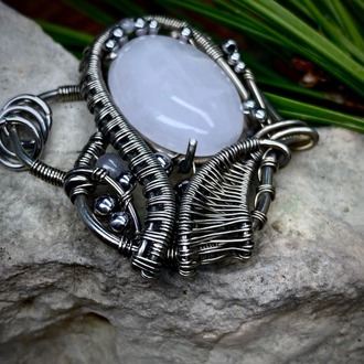 Heart of the New Path - Rose quartz Pendant