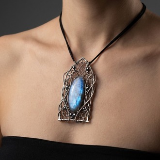 Vine Mirror - Labradorite Pendant