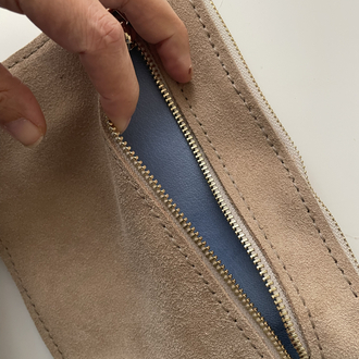 Ona clutch/ ekru